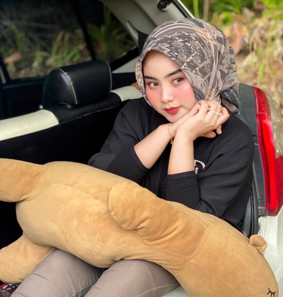 "Pijat Panggilan Sintang Kalimantan Barat"